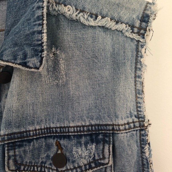 KUT - Picture 4 of 4